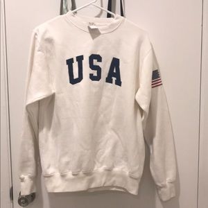 brandy melville USA sweater (crew neck)